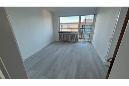 Frisch saniertes 1 Zimmer Appartement in zentraler Lage - Velbert