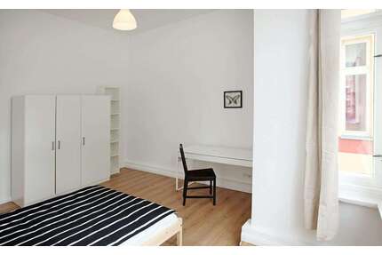 WG-Zimmer in Berlin 715,00 € 14 m²