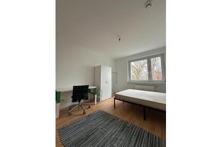 Möbliertes WG-Zimmer in Schöneweide- ohne Anmeldung - Berlin Treptow-Köpenick