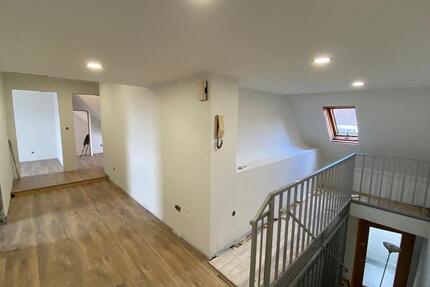 ANFRAGESTOP: Ruhige 3-Zimmer Terassenwohnung mit Dachboden - Braunschweig Wabe-Schunter-Beberbach