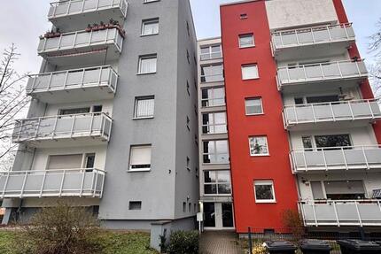 Schöne Aussicht garantiert: barrierefreie, renovierte 2-Zimmer-Wohnung mit Aufzug - Essen Stadtbezirk VI