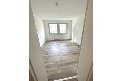 2 Zimmer ab sofort frei in Tempelhof Jobcenter möglich - Berlin Tempelhof-Schöneberg