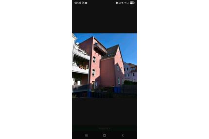 Frisch renovierte und helle 3 Zimmer Wohnung in Crimmitschau