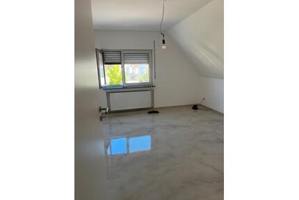 Helle 3 Zimmer DG Wohnung zu vermieten Bensheim