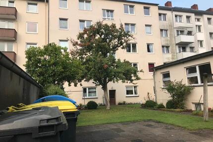 Schöne Drei Zimmer Wohnung in Bremerhaven-Geestemünde