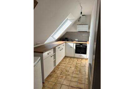 3 Zimmer DG Wohnung - 740,00&nbsp;EUR Kaltmiete, ca.&nbsp; 68,00&nbsp;m&sup2; in Dombühl (PLZ: 91601)