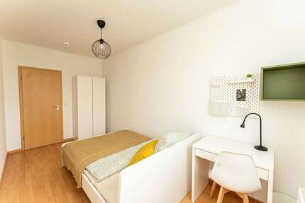 WG-Zimmer in Potsdam 640,00 € 11 m²