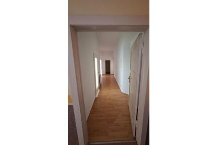 Großzügige 2-Raum-Wohnung in Stadtfeld Ost - Magdeburg Nordwest