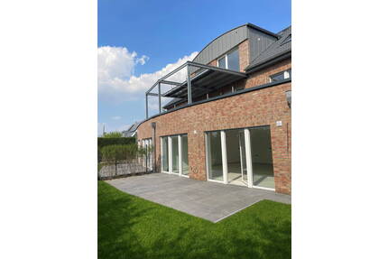 4-Zimmer Erdgeschosswohnung mit Garten und Tiefgarage in Kempen, St.Hubert