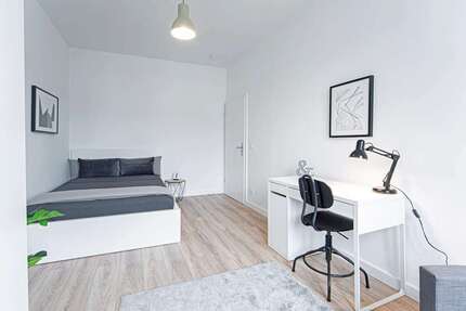 WG-Zimmer in Düsseldorf 650,00 € 20 m²