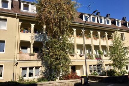 Großzügige 2-Zi.-DG-Whg. mit modernem Tageslichtbad - Wuppertal Gemarkung Barmen