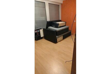 wg Zimmer frei - 425,00&nbsp;EUR Kaltmiete, ca.&nbsp; 20,00&nbsp;m&sup2; in Erbach (PLZ: 64711)