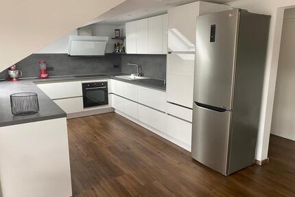 2,5 Zimmer DG Wohnung zentral in Großenritte - Baunatal