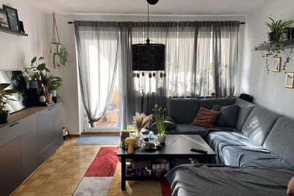 Viel Platz zum Wohlfühlen: Helle 3-Zimmer-Wohnung mit Balkon - Hannover Herrenhausen-Stöcken