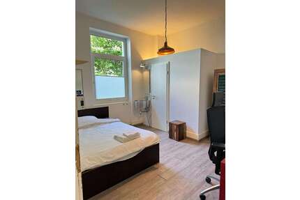 WG-Zimmer in Frankfurt am Main 670,00 € 15 m²