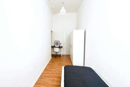 WG-Zimmer in Berlin 680,00 € 12 m²