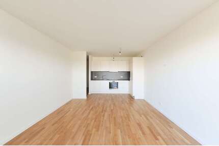 Wohnung zum Mieten in Rostock 883,65 € 61.57 m²