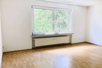 HELL & GERÄUMIG: 3-Zimmer mit Abstellraum, Wannenbad und Balkon im 2.OG! - Bad Gandersheim