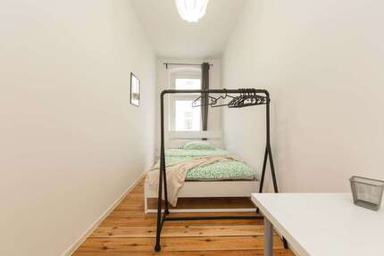 WG-Zimmer in Berlin 560,00 € 11 m²