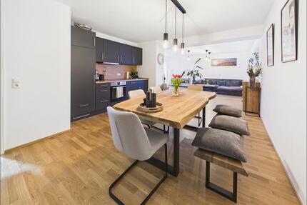 Moderne 2 - Zimmer mit Balkon und Einbauküche in Schweinheim! - Aschaffenburg Gailbach