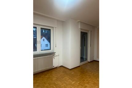 geräumige, helle 3 Zimmer Wohnung in Schwenningen - Villingen-Schwenningen