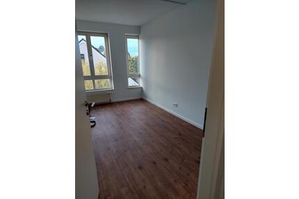 WG Zimmer in Bonn für Studentinnen