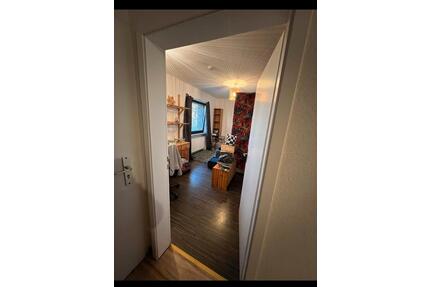 WG Zimmer 15qm 01.04.2026 - 630,00&nbsp;EUR Kaltmiete, ca.&nbsp; 15,00&nbsp;m&sup2; in Ahrensburg (PLZ: 22926)