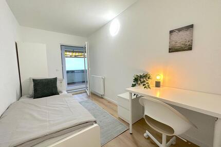 Zimmer frei in 6er-WG mit Balkon – Mombertplatz 60, Heidelberg
