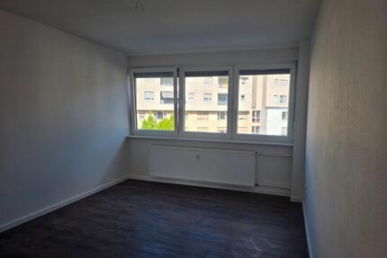 Stilvolle sanierte 2-Zimmer Wohnung mit Einbauküche in Mannheim