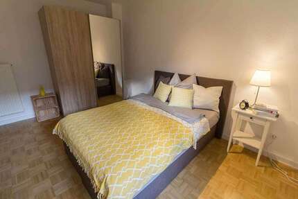 WG-Zimmer in Frankfurt am Main 555,00 € 13 m²