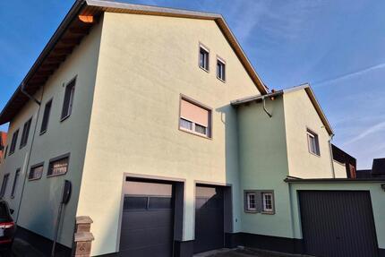 4 Zimmer Wohnung mit großem Balkon - Bad Rodach