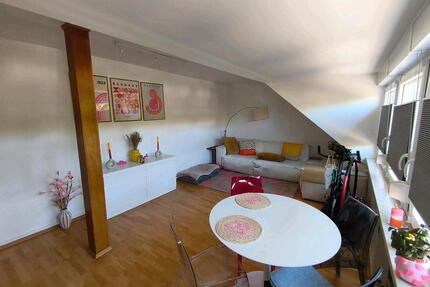 2 Zimmer DG Wohnung am Bunten Garten mit gehobener Ausstattung - Mönchengladbach Nord