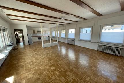 3- Zimmer Wohnung - 1.500,00&nbsp;EUR Kaltmiete, ca.&nbsp; 120,00&nbsp;m&sup2; in Sankt Augustin (PLZ: 53757)