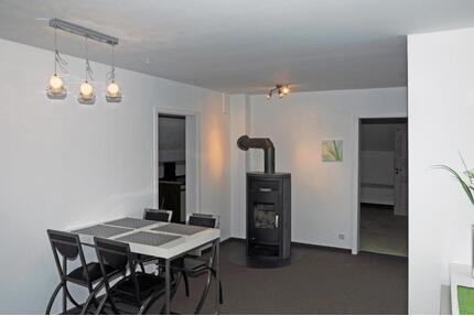 Zimmer in WG Wohnung mit 3 Zimmern zu vermieten - Hameln Kernstadt