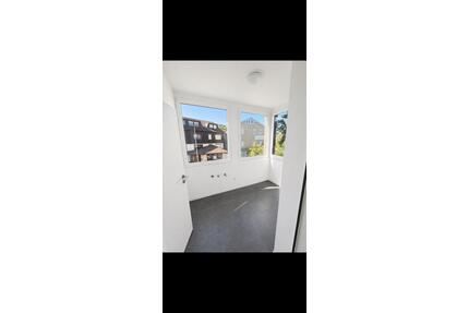 Helle 2- Zimmer Wohnung - 780,00&nbsp;EUR Kaltmiete, ca.&nbsp; 61,00&nbsp;m&sup2; in Lorch (PLZ: 73547)