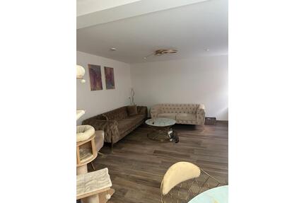 Gepflegte 2 Zimmer Wohnung mit Terrasse in Weil der Stadt - Böblingen