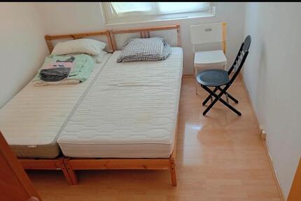 Doppelt Zimmer zu vermieten!!! - 700,00&nbsp;EUR Kaltmiete, ca.&nbsp; 9,00&nbsp;m&sup2; in München (PLZ: 81477) Thalkirchen-Obersendling-Forstenried-Fürstenried-S