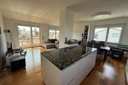 WG Zimmer in Neufahrn - 700,00&nbsp;EUR Kaltmiete, ca.&nbsp; 15,00&nbsp;m&sup2;&nbsp;Wohnfl&auml;che in Neufahrn bei Freising (PLZ: 85375)