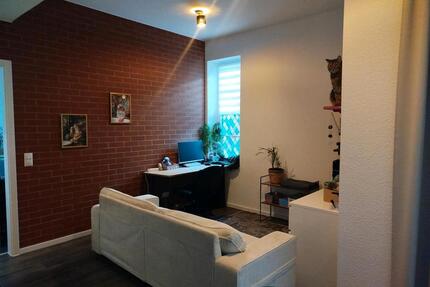 Nachmieter 60m² Wohnung mit Loggia zum AprilMai - Dresden Leuben