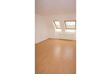 Frei ab 1.4.26 - Balkon + Schlafzimmer zum Innenhof - Uni-Nah** - Chemnitz Bernsdorf