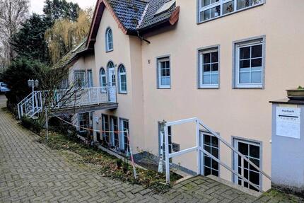 Wohnung im Souterrain in exklusivem Haus - Eigener Eingang - Duisburg Beeck