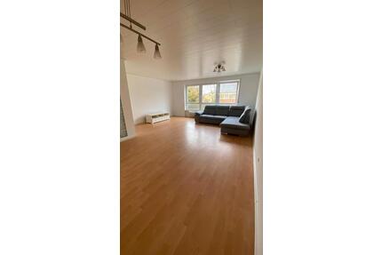 5 Zimmer Wohnung mit 2 Balkonen in 68623 Hofheim (Lampertheim)