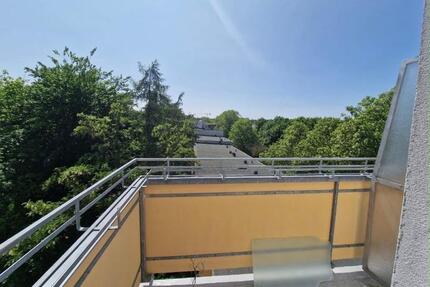Zimmer zum vermieten - 450,00&nbsp;EUR Kaltmiete, ca.&nbsp; 70,00&nbsp;m&sup2; in Berlin (PLZ: 12203) Steglitz-Zehlendorf