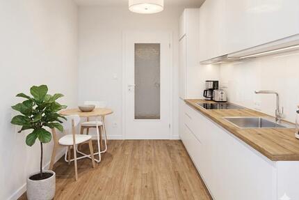 Erstbezug nach Renovierung | 2,5-Zimmer Wohnung mit Süd-Balkon in Regensburg-Steinweg