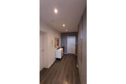 Vollständig möblierte 3 Zimmer Wohnung mit Loggia - Lippstadt Overhagen