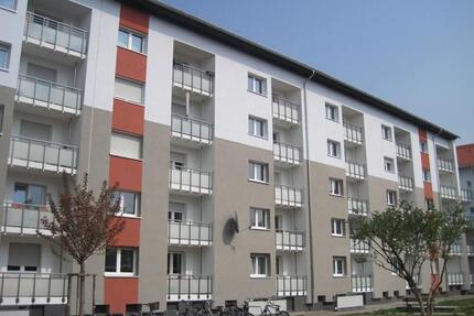 Renovierte 2 - Zimmer Wohnung mit Balkon in modernisierter Wohnanlage! - Regensburg Galgenberg