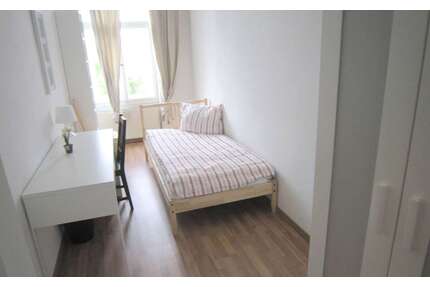 WG-Zimmer in Berlin 620,00 € 10 m²
