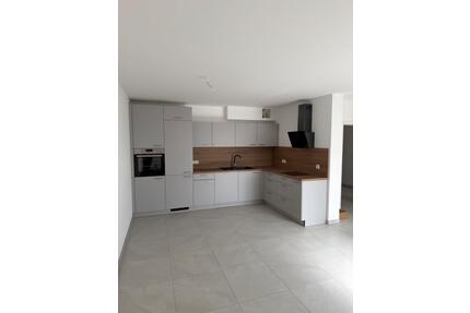 Erstbezug Neubau Single UG-Wohnung-2,5 Zimmer 73m2 Gärtringen