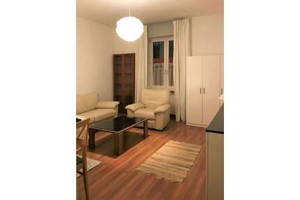 WG-Zimmer in Frankfurt am Main 650,00 € 21 m²