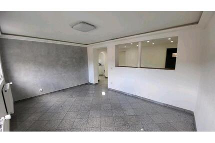 3 Zimmer Wohnung zu vermieten - 960,00&nbsp;EUR Kaltmiete, ca.&nbsp; 70,00&nbsp;m&sup2; in Calw (PLZ: 75365)